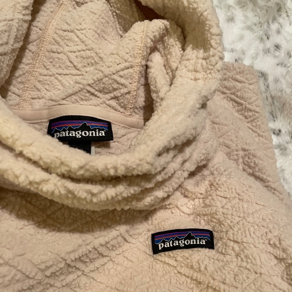 Patagonia Diamond Capra Hoodie Womens Oyster White